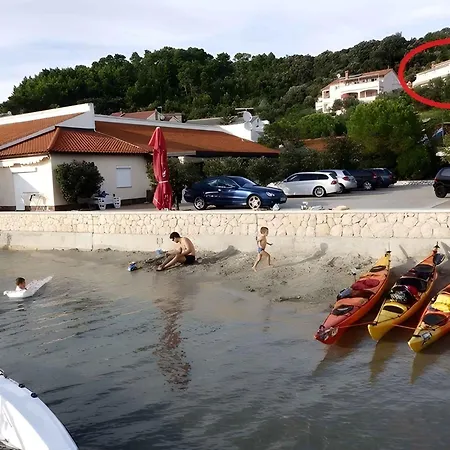 7 Διαμέρισμα *